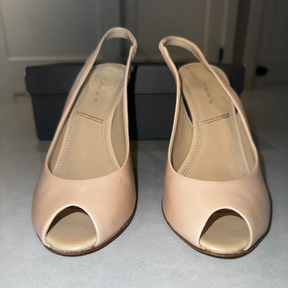 TAHARI nude open toe wedge - Picture 3 of 6